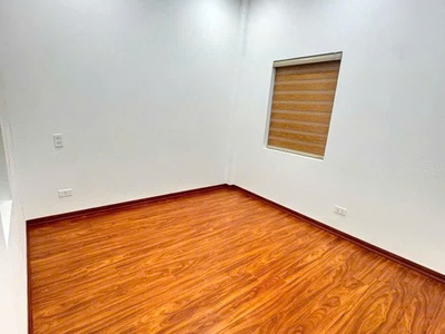 Bán phân lô nguyễn chí thanh  45mx5t, mt 4m - oto vào nhà - 1 nhà ra mặt phố 2