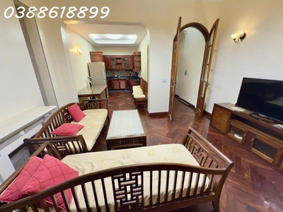 Bán phân lô trần quốc hoàn, cầu giấy 61mx5t, mt 5m- gara ô tô-kinh doanh 0