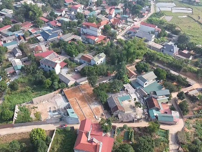 Cần bán 226m2 đất, có 100m2 đất thổ cư tại thôn yên mỹ, xã thanh mỹ, thị xã sơn tây, hà nội 3