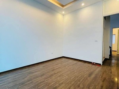 Bán nhà phố thụy khuê 30m2 6tầng mặt tiền 3.8m 7.9 tỷ gần hồ tây 2