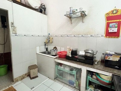 Chủ gấp bán định cư nước ngoài- nhà 2 tầng tô hiệu 2