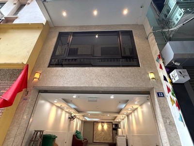 Bán nhà đẹp ngô gia tự- phân lô-kinh oanh- oto 75m 5 tầng- thang máy- nhỉnh 12 tỷ tl 0