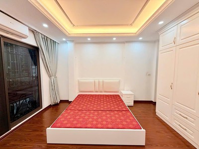 Bán nhà pháo đài láng 31m2. 5 tầng. mặt tiền 3.2m. giá 9.9 tỷ đống đa hà nội 3