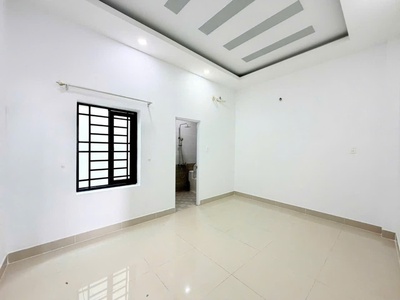 Nhà sang trọng 1 trệt 3 lầu khu nhà cao tầng trần quang cơ q12 5