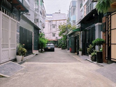 Nhà đẹp gò vấp hẻm xe hơi ngủ trong nhà khu víp phân lô cao tầng - vị trí đẹp 40m2 1