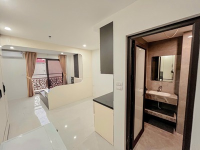 Siêu phẩm dòng tiền phùng chí kiên 75m 7t giá 28 tỷ- ngõ thông- khu phân lô 0