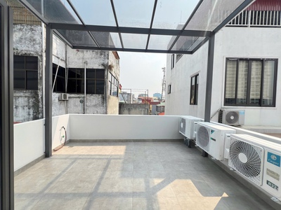 Bán nhà  kim mã 38m2. 6 tầng. mặt tiền 4m. giá 16.5 tỷ ba đình hà nội 3