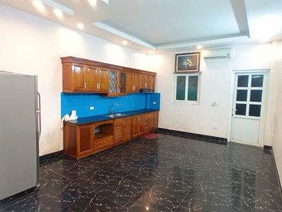 Cần  cho thuê nhà nguyên căn ngõ 192 lê trọng tấn, 85m   4 tầng 4 ngủ vskk 4wc 17tr 2