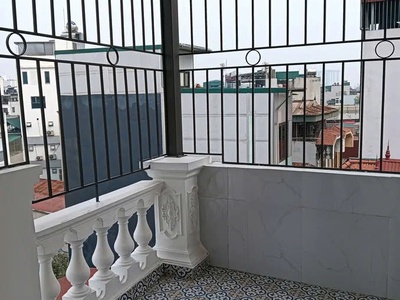 Bán nhà minh khai 37/40m2. 6 tầng. mặt tiền 5.5m. giá 18.2 tỷ hai bà trưng hà nội 3