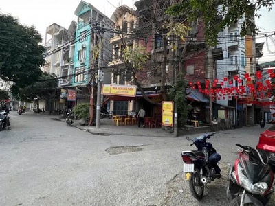  bán nhà phan đình giót - hà đông  lô góc - thang máy- kinh doanh - 40m  - 11.x tỷ 0