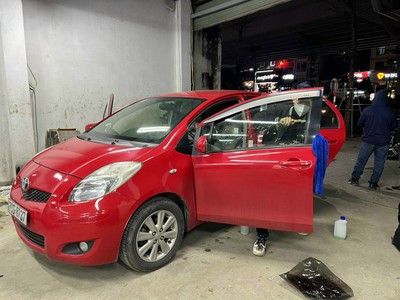 Kính Ô tô Giá Rẻ thay thế lắp đặt tận nơi 2