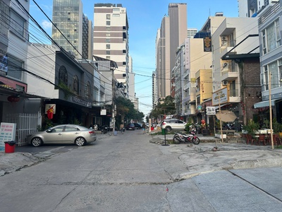 Bán nhà mặt tiền trần quang khải   khu phố tây nha trang   4 tầng gần biển 1