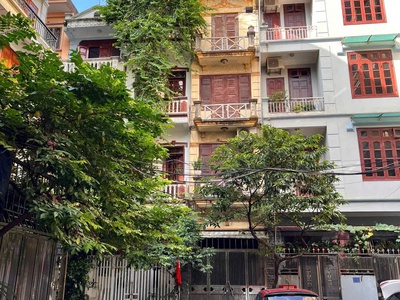 Giá tốt, bán nhà đội cấn linh lang, ô tô đỗ cửa, 65m, chỉ 19 tỷ 0