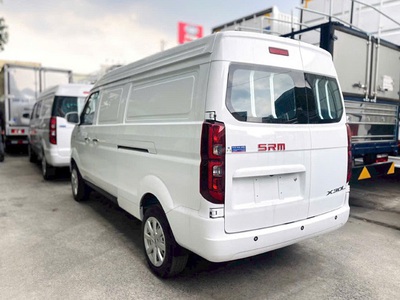 Xe Van SRM X30LP 945kg phía sau mở 2 cánh 1