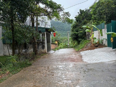 Bán lô đất 230m2 50m2 thổ cư thuộc thôn hữu thủ 2 kim long tam dương vĩnh phúc. 0