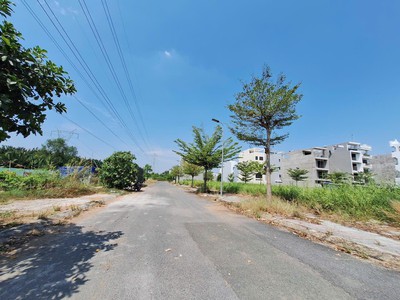 Đất nền 181m, hẻm xe hơi lê văn lương, đường 16m, giá 7 tỷ, sổ hồng riêng 2