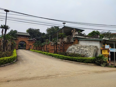 Bán đât đồng bèn   quốc oai 451 m2,mt 13,5 m mặt đường nhựa, 9 tỷ 0