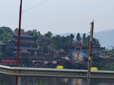 Bán đât đồng bèn   quốc oai 451 m2,mt 13,5 m mặt đường nhựa, 9 tỷ 4