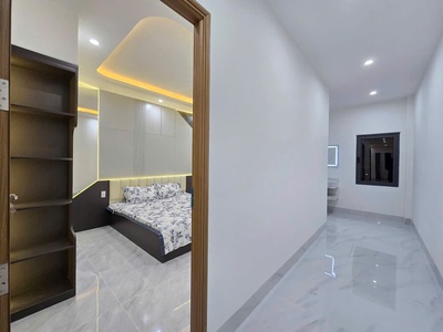 Bán nhà đẹp 2 tầng đẹp 1120/62/11 Trường Chinh, Kiệt ô tô, có sân đậu xe rộng 7