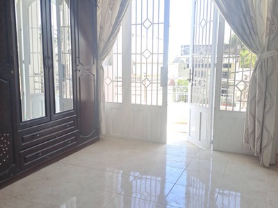 Cho thuê Nhà 3 Tầng Hẻm oto Hoàng Diệu 2, Thủ Đức, nhà mới 65m2 - 3pn 3wc Giá 13tr/tháng. 5