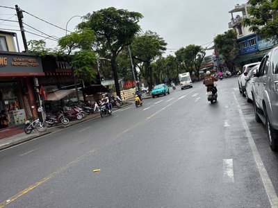 Bán đất mặt tiền đường Nguyễn Huệ- vị trí kinh doanh đắc địa tại, tp huế 0
