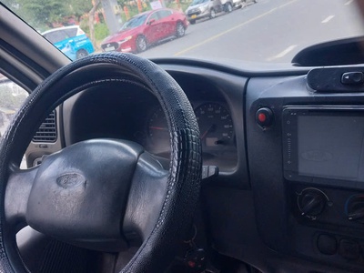 Cần bán xe FORD Hẻm 43 Vườn Lài, An Phú Đông, Q12 1