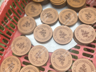 Cắt - khắc da/ simili theo yêu cầu 0