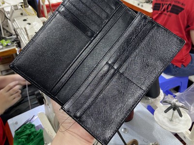 Xưởng Gia Công Phụ Kiện Da Cho Thương Hiệu Thời Trang 1