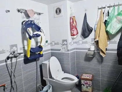 Hiếm nhà đẹp 4 tầng mặt phố Quang Trung, 30m2, mặt tiền rộng 3m, vị trí đẹp, kinh doanh sầm uất, 3