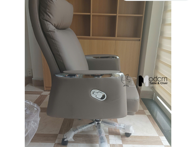 Ghế giám đốc nệm dày ngả lưng gác chân CR07001-P tại HCM 2