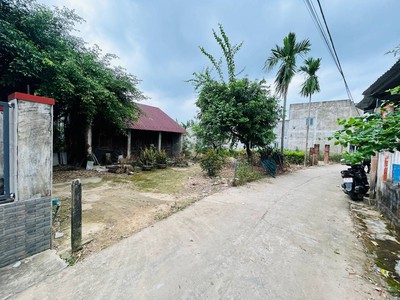 Bán lô đất cách lộ chỉ 100m, diện tích 120m2, giá chỉ 890tr 0