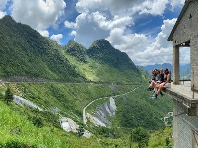 Ha Giang Loop Dangerous Roads   Trải Nghiệm Cung Đường Thách Thức Nhất Việt Nam   MikeyHaGiang 1