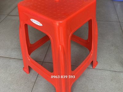 Ghế đẩu ngồi bàn cao, ghế nhựa cao sọc bền 1
