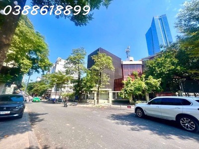 Bán tòa apartment đẹp nhất phố đào tấn-  85 m x 9t, mt 5,4m - pccc đầy đủ - gara 2 ô tô - nội thất 0