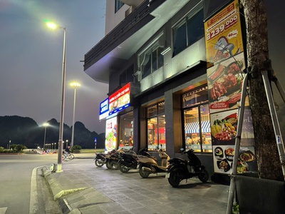 Cho thuê mặt bằng tầng 1 và 2 - 2 căn liền kề tại kđt monbay, p.hồng hải 3