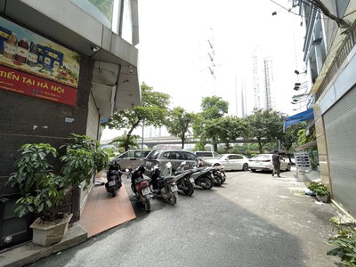 Bán nhà khuất duy tiến, 52m2 5t, lô góc 3 thoáng oto tránh, ở, kinh doanh, vp, nhỉnh 24 tỷ 0