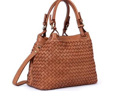 Gia công quà tặng hội nghị   Hội thảo bằng đồ da - CÓ VAT 1