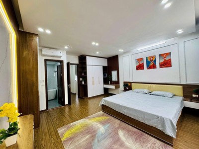 Bán nhà 5t thang máy phố xã đàn, đống đa, ô tô ngủ trong nhà, nhà xây mới, 40m, 13 tỷ 4