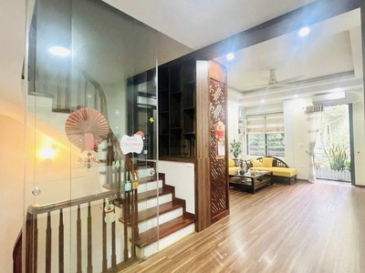 Bán nhà 6 tầng thang máy phố võ văn dũng, đống đa, ô tô vào nhà, 2 thoáng, 40m, 13.8 tỷ 1