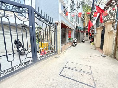 Lạc long quân   ccmn 6t thang máy 104m  mt 6.1m   giá chào 27.5 tỷ gần hồ tây 0