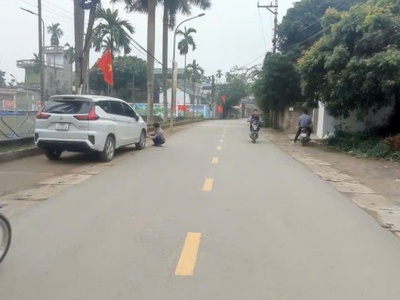 Bán gấp lô đất diện tích 100m2 trục chính hòa lạc sát khu cnc lh 0812095976 0