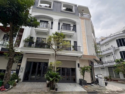 Nhà phố đẹp - mặt tiền đường số, liền kề phú mỹ hưng, quận 7 - 13,2 tỷ 1