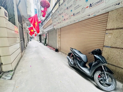 Bán nhà bạch đằng 33.5m2. 5 tầng. mặt tiền 4.8m giá 12.5 tỷ hai bà trưng hà nội 0