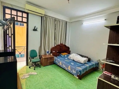 Bán nhà trần khát chân 31/35m2. 6 tầng. mặt tiền 4.33m. giá 12 tỷ hai bà trưng hà nội 3