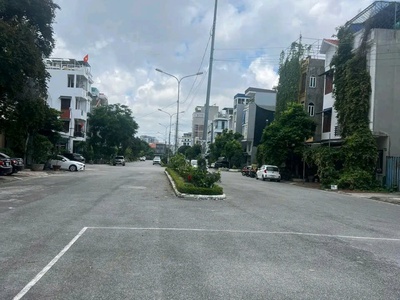 Bán đất tđc lô 9 mở rộng   đường 30m vỉa hè rộng   diện tích 60m    giá 109 triệu/m 0