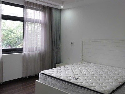 Hàng hiếm, bán biệt thự tây hồ, sân vườn, mặt tiền rộng, 120m, chỉ 26 tỷ 3