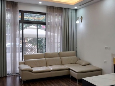 Hàng hiếm, bán biệt thự tây hồ, sân vườn, mặt tiền rộng, 120m, chỉ 26 tỷ 2