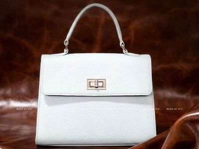 Gia công quà tặng hội nghị   Hội thảo bằng đồ da - CÓ VAT 3