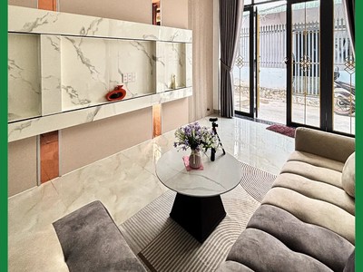 Bán nhà trần thánh tông gần ga t3, hẻm 4m, 2 tầng, giá 4.45 tỷ 1