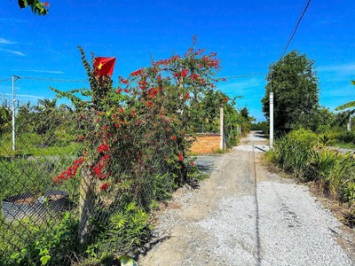 Đất vị trí đẹp chính chủ cần bán lô góc 2 mặt tiền 483m2 full thổ, xã bình đức, h. bến lức, long 3